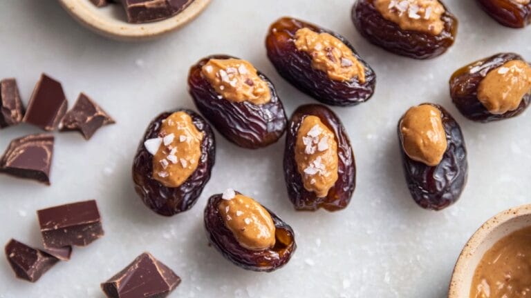 Creamy Almond Butter Dates: Your Next Go-To Snack 6 Creamy Almond Butter Dates: Your Next Go-To Snack - Almond Butter Stuffed Dates midia
