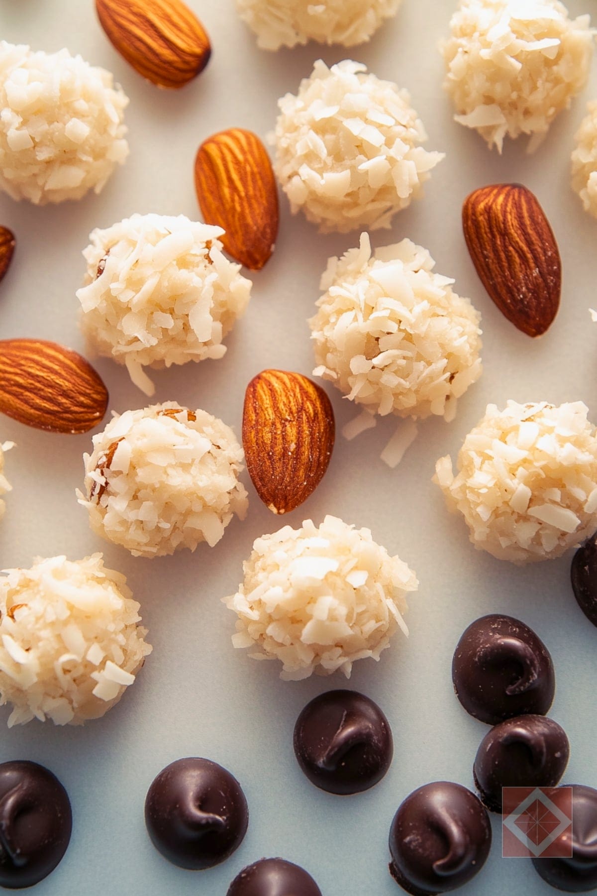 Almond Joy Recipe: A Guilt-Free Chocolate Delight 4 Almond Joy Recipe: A Guilt-Free Chocolate Delight - Almond Joy Bites pin 2 midia