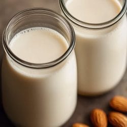Fight Inflammation with Fresh, Homemade Almond Milk 6 Fight Inflammation with Fresh, Homemade Almond Milk - Almond Milk midia