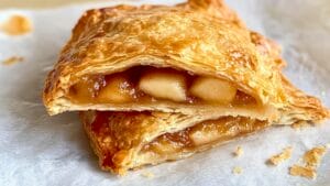 McDonald’s-Inspired Apple Turnovers at Home 1 McDonald’s-Inspired Apple Turnovers at Home - Baked Apple Turnovers midia
