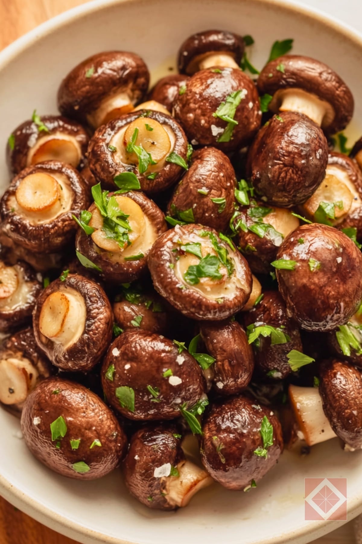 How to Make the Best Balsamic Roasted Mushrooms 3 How to Make the Best Balsamic Roasted Mushrooms - Balsamic Roasted Mushrooms pin 1 midia