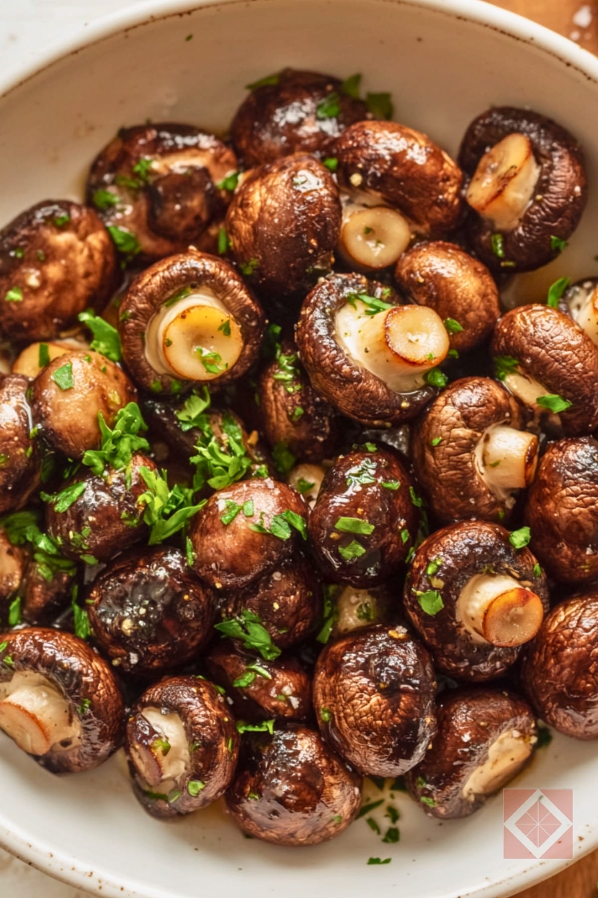 How to Make the Best Balsamic Roasted Mushrooms 4 How to Make the Best Balsamic Roasted Mushrooms - Balsamic Roasted Mushrooms pin 2 midia