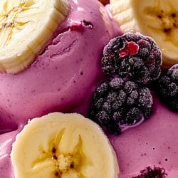 Dairy-Free Banana Berry Nice Cream You Can Make at Home 5 Dairy-Free Banana Berry Nice Cream You Can Make at Home - Banana Berry Nice Cream midia