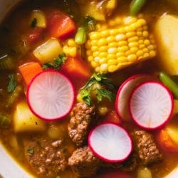 Simple Beef & Vegetable Soup One Pot Recipe for Cold Nights 4 Simple Beef & Vegetable Soup One Pot Recipe for Cold Nights - Beef and Vegetable Soup midia
