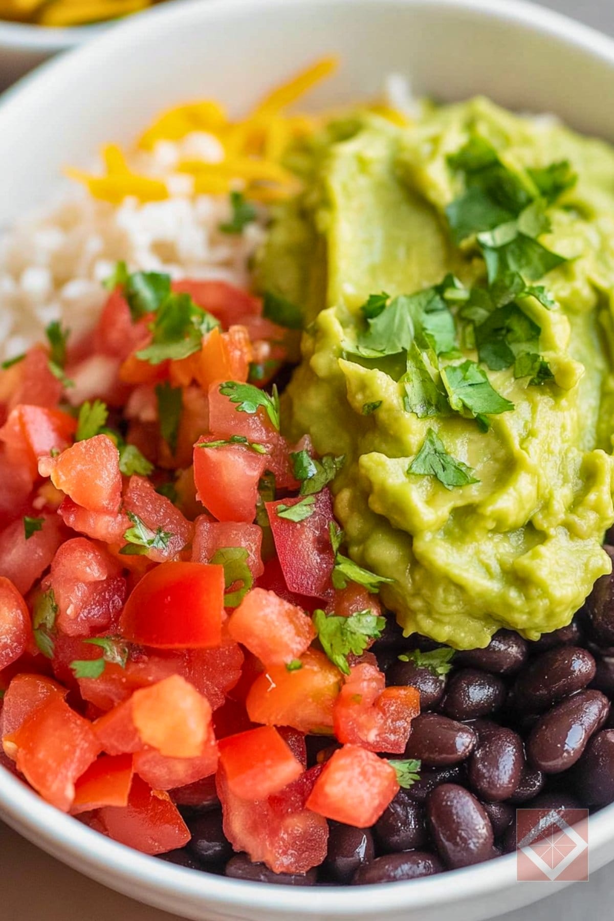 9 Anti-Inflammatory Breakfasts That Actually Make Mornings Worth Waking Up For 9 9 Anti-Inflammatory Breakfasts That Actually Make Mornings Worth Waking Up For - Black Bean Bowls with Avocado Mash and Pico de Gallo pin 1 midia