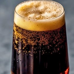 Classic Black Velvet Cocktail for Any Celebration 4 Classic Black Velvet Cocktail for Any Celebration - Black Velvet Cocktail midia