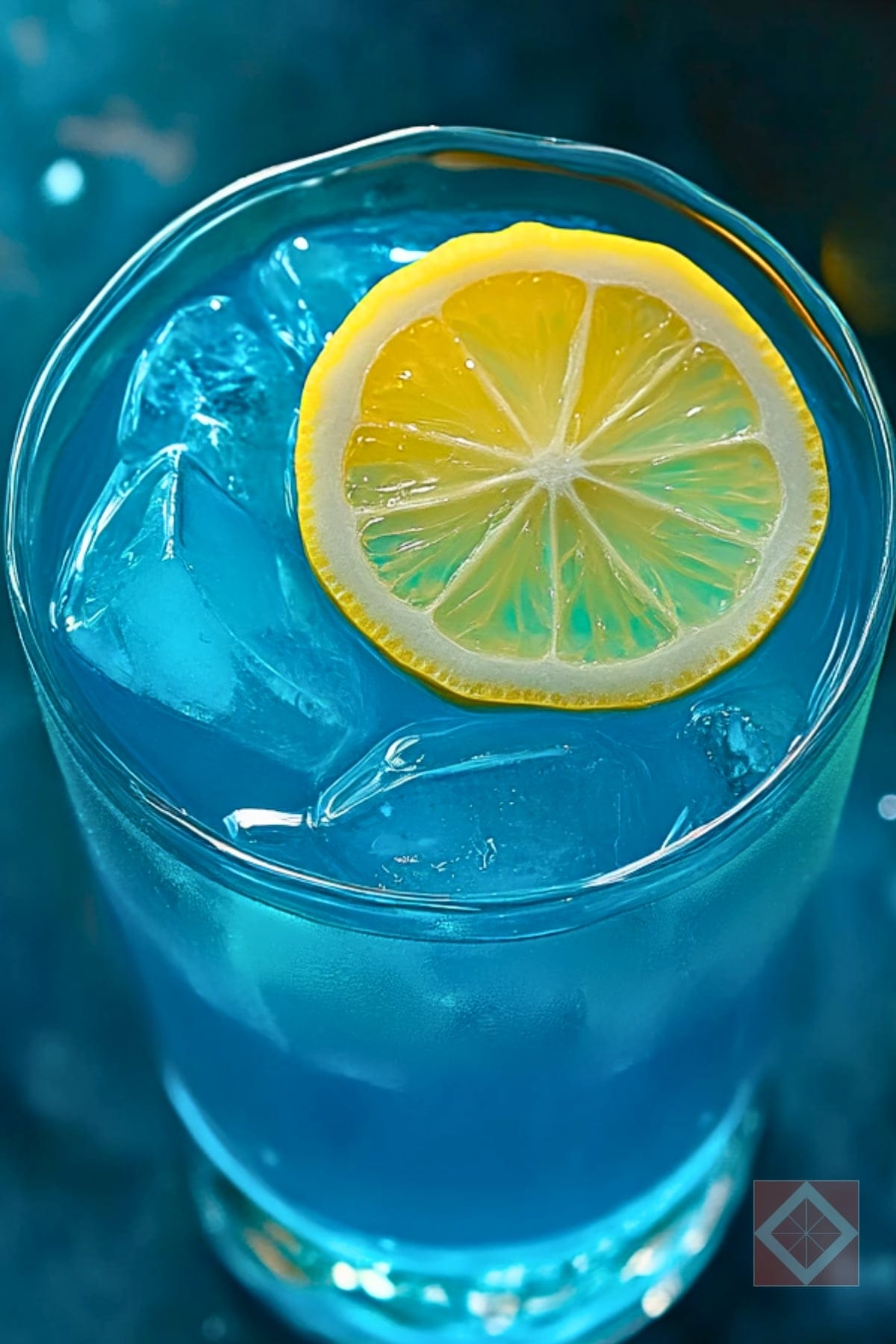 Blue Lagoon Mocktail: A Perfect Drink for Summer 4 Blue Lagoon Mocktail: A Perfect Drink for Summer - Blue Lagoon Mocktail pin 2 midia