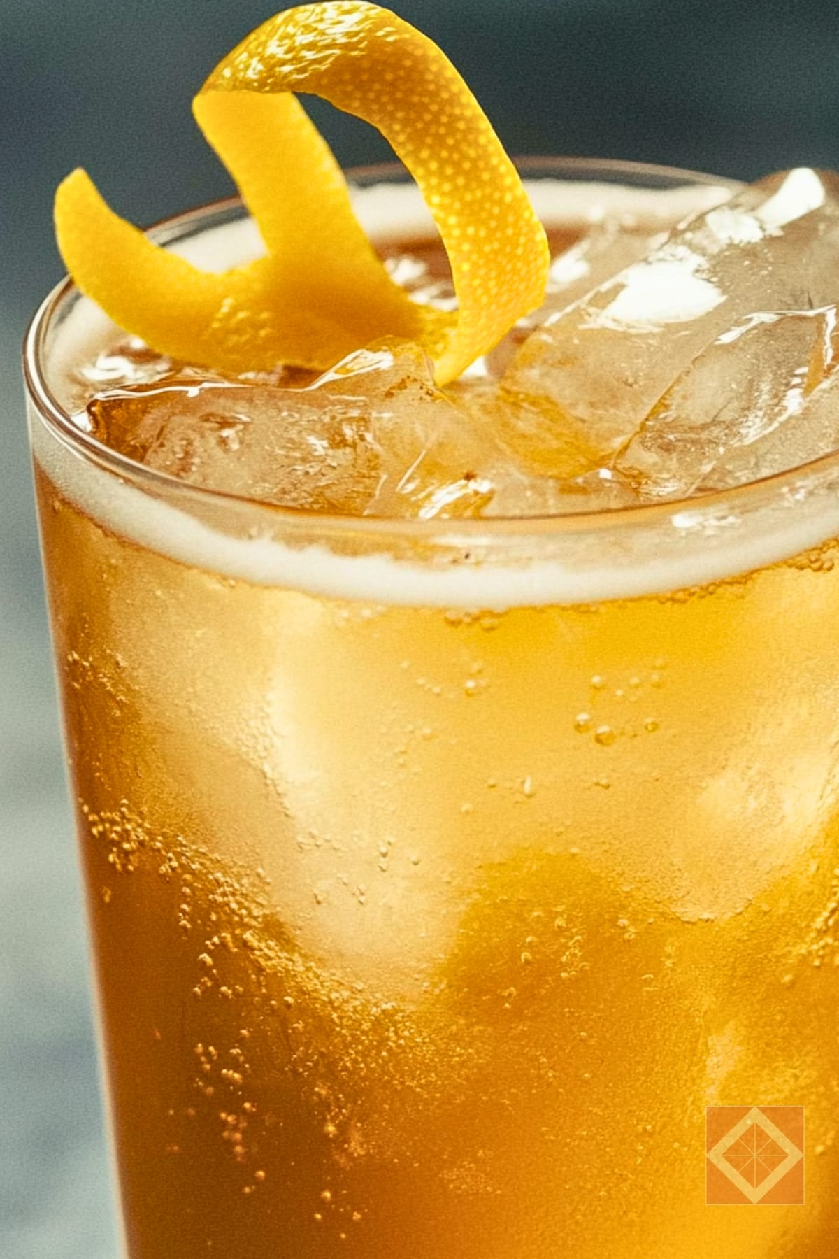 Easy Boiler Room Cocktail Recipe for Whiskey Lovers 4 Easy Boiler Room Cocktail Recipe for Whiskey Lovers - Boiler Room Cocktail pin 2 midia