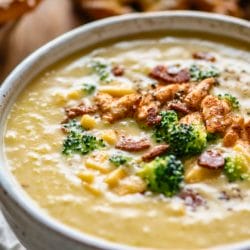 Seasoned Pretzel Broccoli Cheddar Soup for Cozy Nights 5 Seasoned Pretzel Broccoli Cheddar Soup for Cozy Nights - Broccoli Cheddar Soup midia