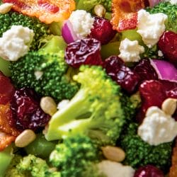Crispy, Creamy, Crunchy: This Broccoli Salad Has It All 5 Crispy, Creamy, Crunchy: This Broccoli Salad Has It All - Broccoli Salad Recipe with Crispy Bacon Sunflower Seeds and Cranberries midia