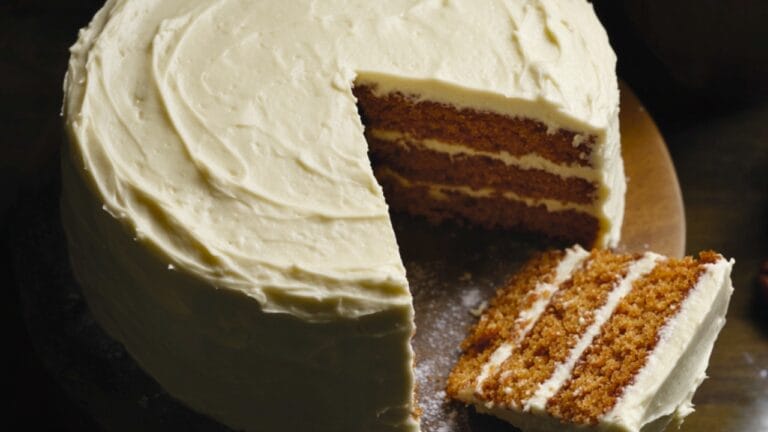 Irresistible Carrot Cake with Toasty Brown Butter 5 Irresistible Carrot Cake with Toasty Brown Butter - Brown Butter Carrot Cake with Cream Cheese Frosting midia