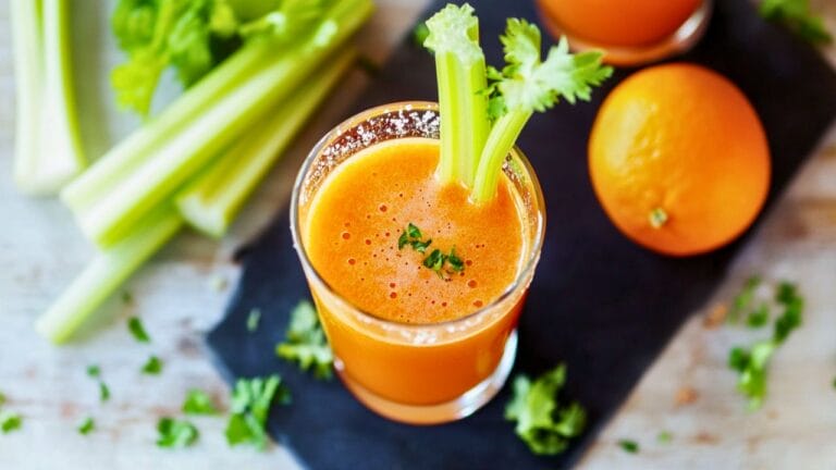 Easy Calming Carrot Juicing Recipe for Stress Relief & Relaxation 2 Easy Calming Carrot Juicing Recipe for Stress Relief & Relaxation - Carrot Power Juice midia