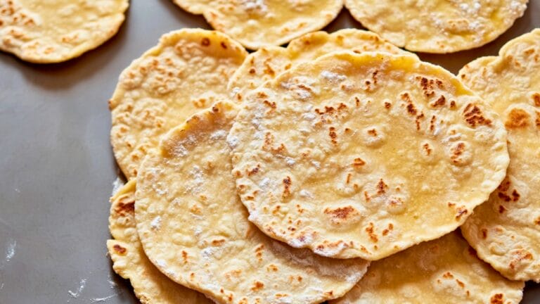 Cassava Flour Tortillas: Perfect for Tacos & Wraps 2 Cassava Flour Tortillas: Perfect for Tacos & Wraps - Cassava Flour Tortilla midia