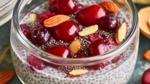 How to Make Cherry Almond Chia Pudding in Minutes 1 How to Make Cherry Almond Chia Pudding in Minutes - Cherry Almond Chia Pudding midia