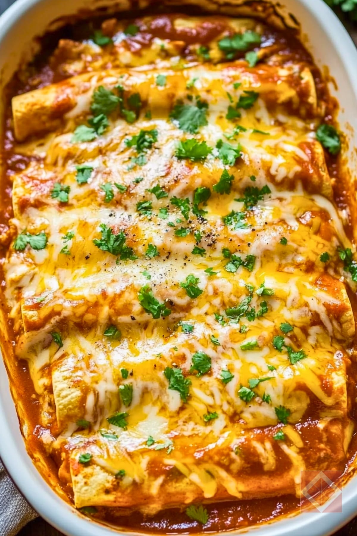 Best Easy Chicken Enchiladas One-Pot Recipe Your Family Will Love 3 Best Easy Chicken Enchiladas One-Pot Recipe Your Family Will Love - Chicken Enchiladas pin 2 midia