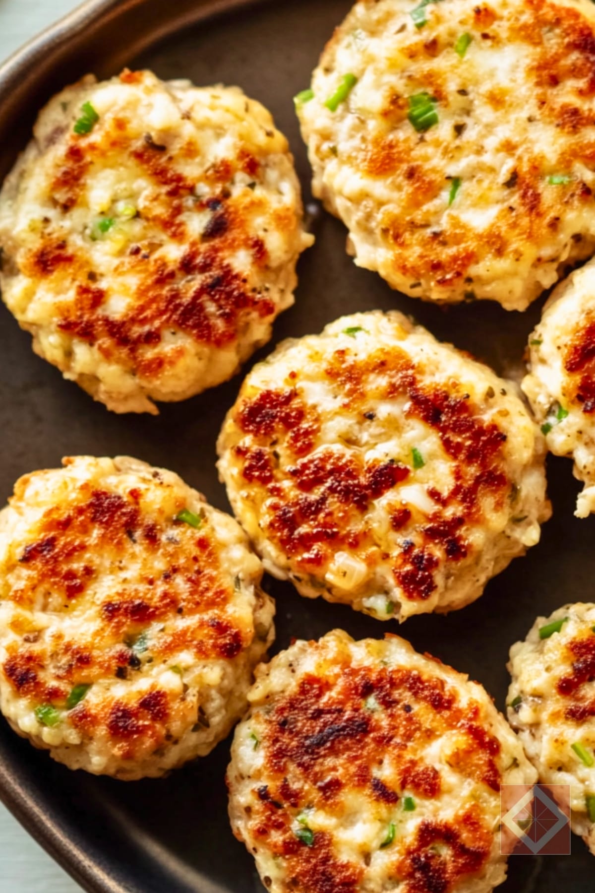 14 Nourishing Breakfast Ideas That’ll Actually Keep You Full Until Lunch 14 14 Nourishing Breakfast Ideas That’ll Actually Keep You Full Until Lunch - Chicken Patties pin 1 midia