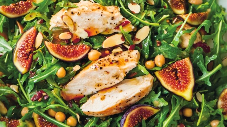 Easy Chicken & Arugula Salad with Warm Fig Dressing One-Pot Recipe 8 Easy Chicken & Arugula Salad with Warm Fig Dressing One-Pot Recipe - Chicken and Arugula Salad with Warm Fig Dressing midia