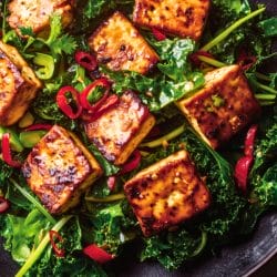 Make Dinner Easy with This Chile & Ginger-Fried Tofu Salad 5 Make Dinner Easy with This Chile & Ginger-Fried Tofu Salad - Chile and Ginger Fried Tofu midia