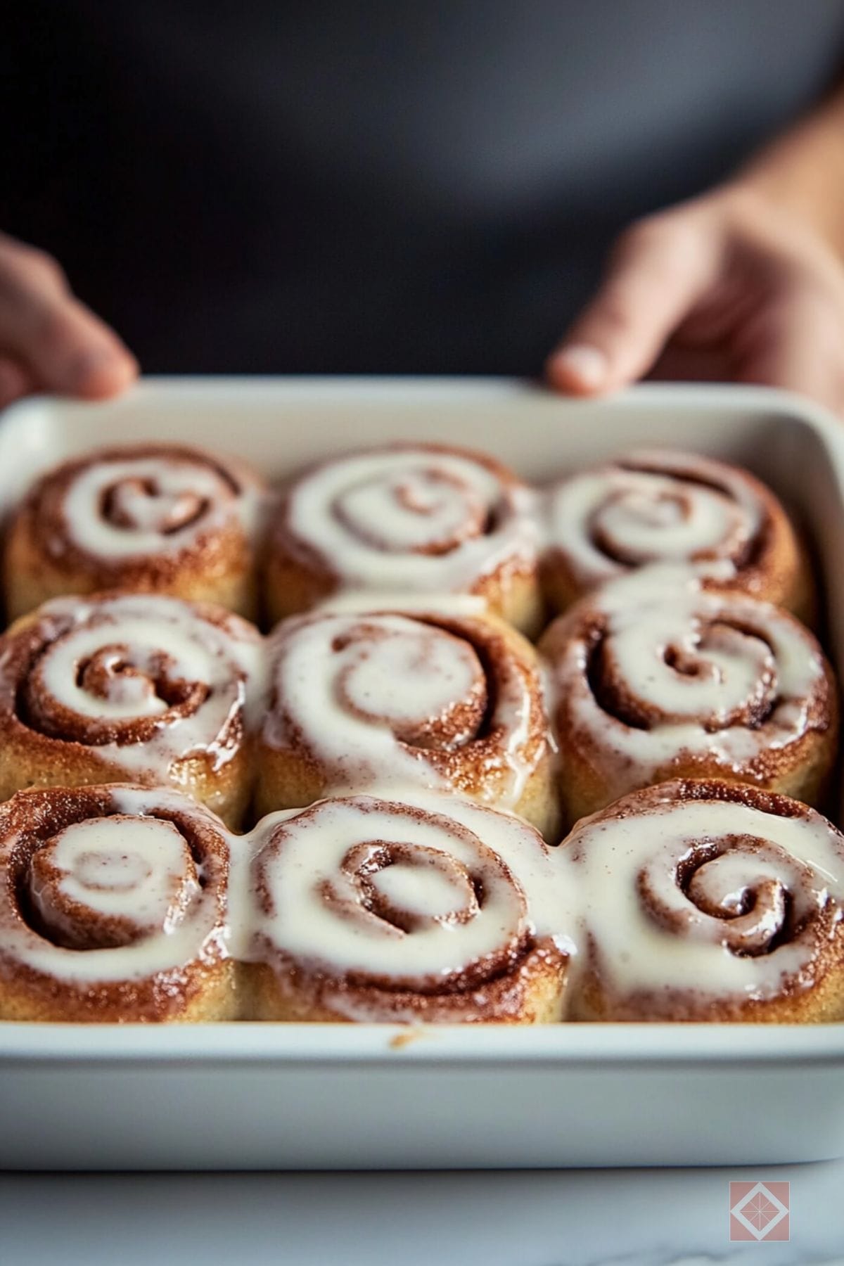 Perfectly Fluffy Cinnamon Rolls with Sweet Frosting - Easy Recipe 4 Perfectly Fluffy Cinnamon Rolls with Sweet Frosting - Easy Recipe - Cinnamon Rolls With Sweet Frosting pin 2 midia