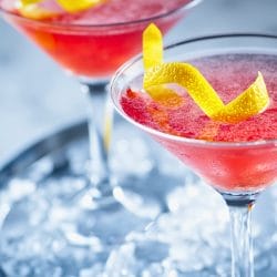 Classic Vodka Martini: A Drink Worth Celebrating 5 Classic Vodka Martini: A Drink Worth Celebrating - Classic Vodka Martini midia