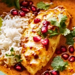 Simple & Easy Coconut Fish Curry Recipe for Weeknight Meals 5 Simple & Easy Coconut Fish Curry Recipe for Weeknight Meals - Coconut Fish Curry midia