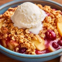 Easy & Delicious Cranberry-Apple-Almond Recipe 4 Easy & Delicious Cranberry-Apple-Almond Recipe - Cranberry Apple Almond Crisp midia