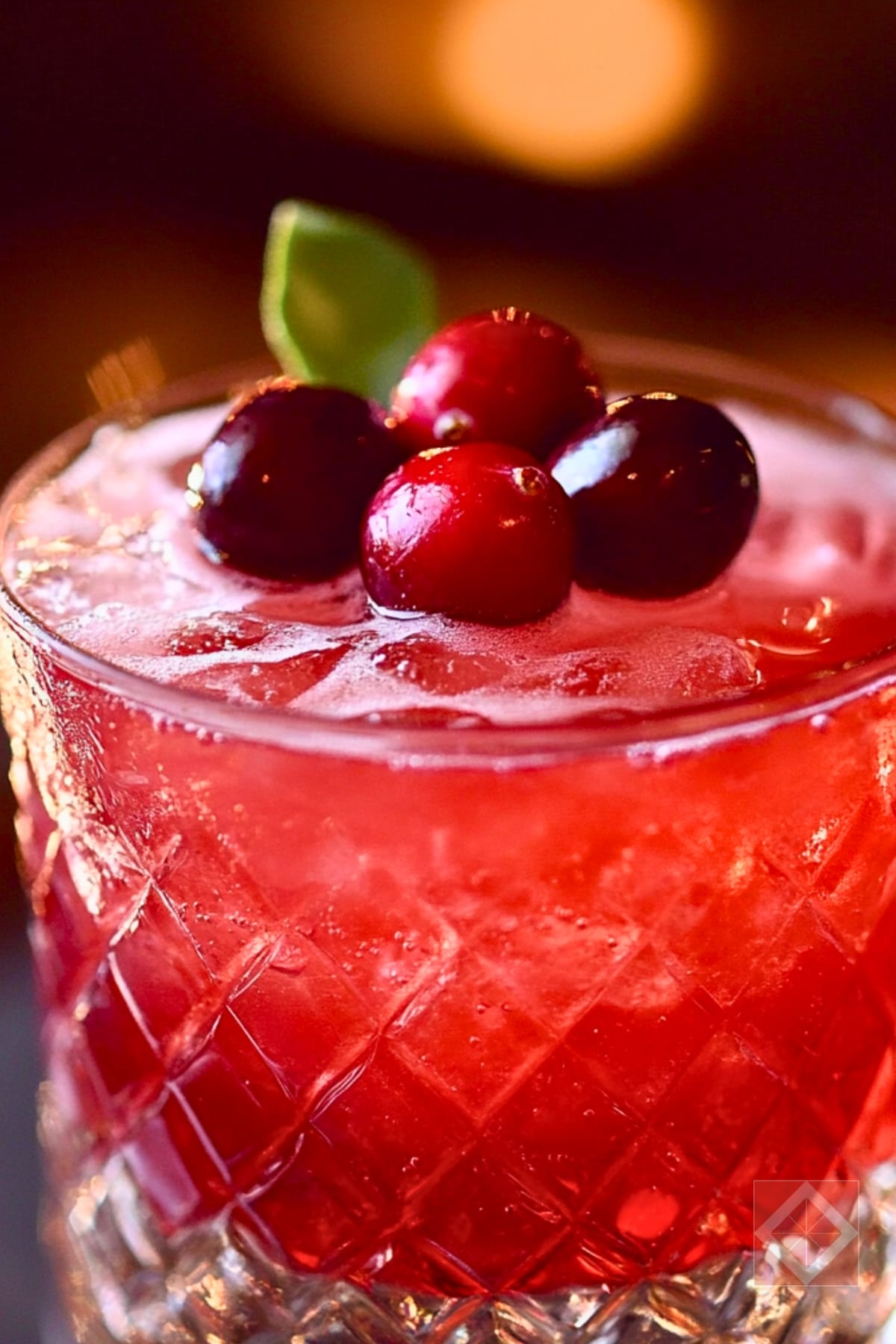 A Simple Yet Sophisticated Cranberry Gin Fizz Recipe 5 A Simple Yet Sophisticated Cranberry Gin Fizz Recipe - Cranberry Gin Fizz Cocktail pin 3 midia