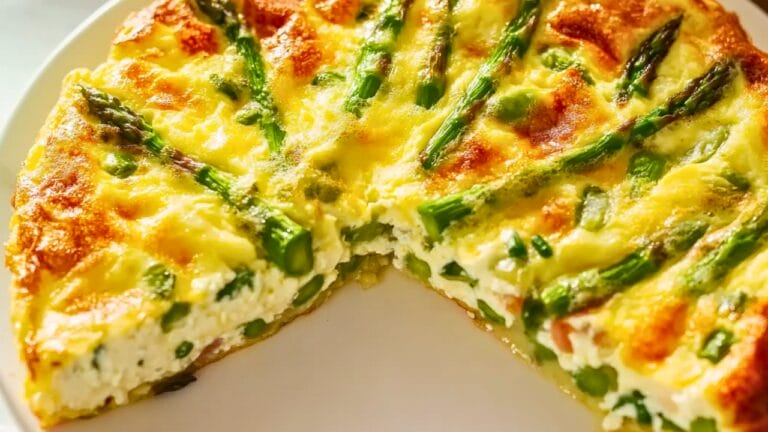 Creamy Asparagus Frittata with Ricotta for Dinner in 40 Minutes 9 Creamy Asparagus Frittata with Ricotta for Dinner in 40 Minutes - Creamy Asparagus Frittata with Ricotta midia