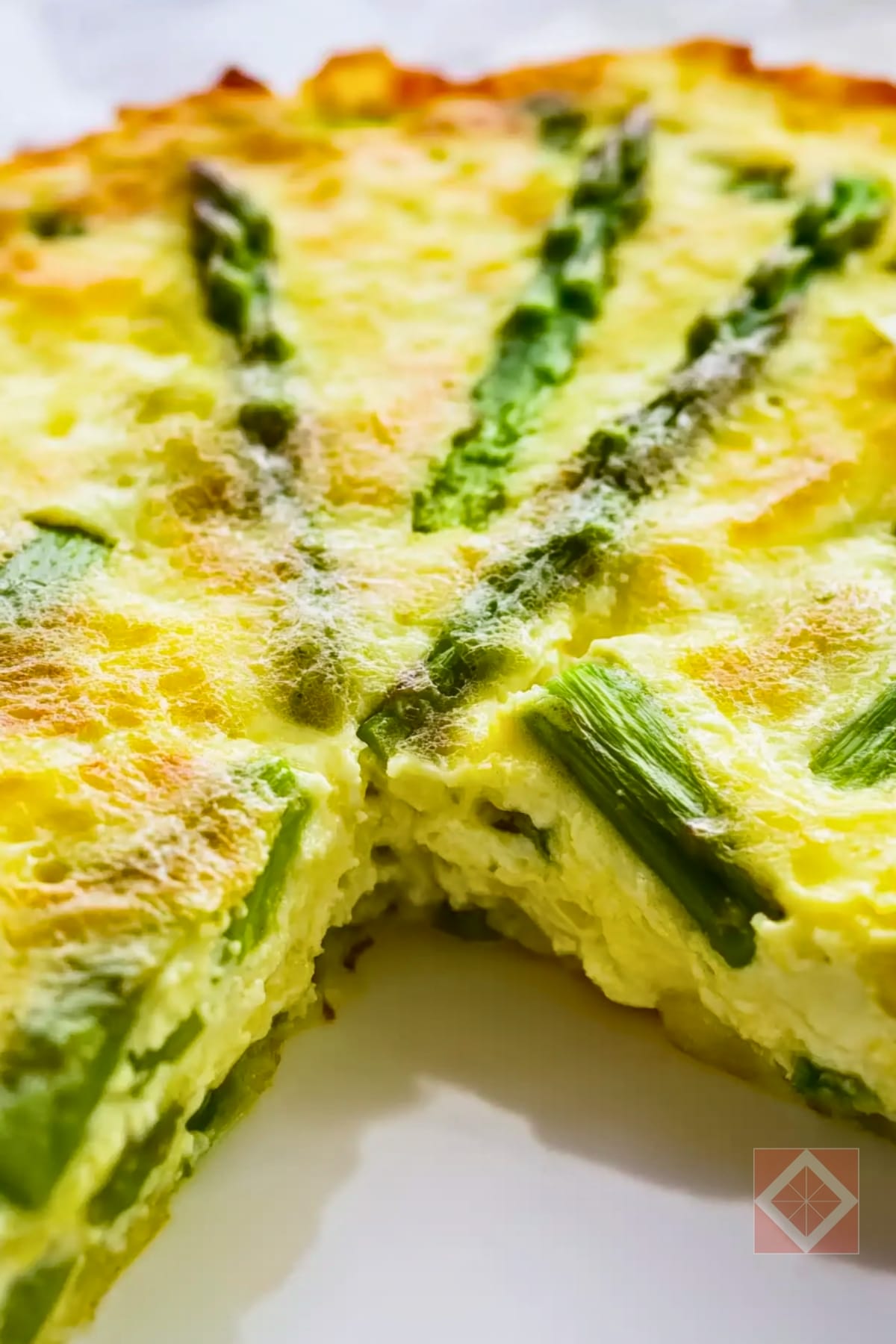 Creamy Asparagus Frittata with Ricotta for Dinner in 40 Minutes 4 Creamy Asparagus Frittata with Ricotta for Dinner in 40 Minutes - Creamy Asparagus Frittata with Ricotta pin 2 midia