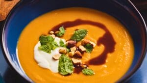 Simple One Pot Recipe Creamy Carrot Soup with Warm Spices 1 Simple One Pot Recipe Creamy Carrot Soup with Warm Spices - Creamy Carrot Soup With Warm Spices midia