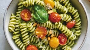 Easy Creamy Pesto Pasta That’s Actually Worth Making at Home 1 Easy Creamy Pesto Pasta That’s Actually Worth Making at Home - Creamy Pesto Pasta midia