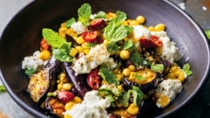 Creamy Ricotta Meets Eggplant & Corn in This Fresh Recipe 1 Creamy Ricotta Meets Eggplant & Corn in This Fresh Recipe - Creamy Ricotta midia