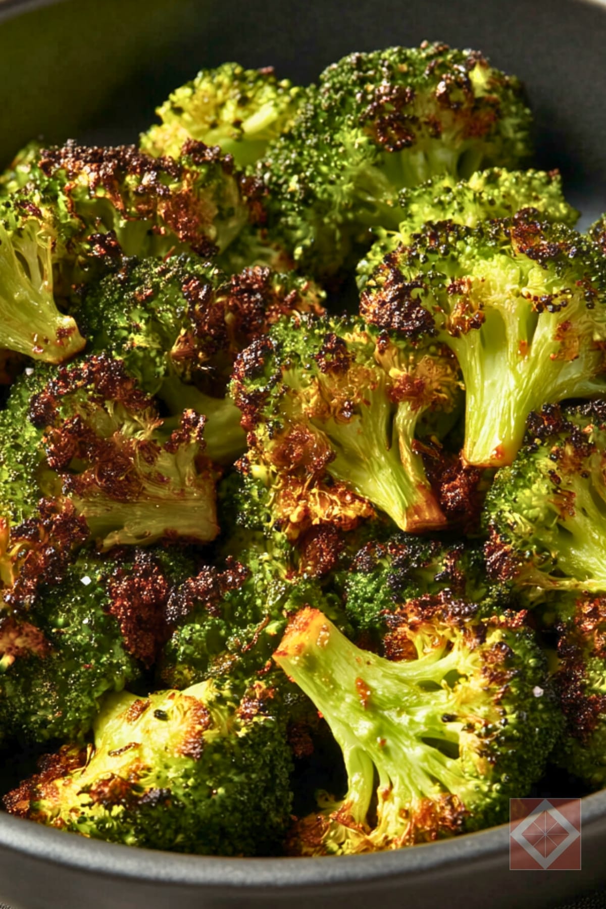 11 Best Anti-Inflammatory Veggie & Legume Recipes to Nourish Your Body 12 11 Best Anti-Inflammatory Veggie & Legume Recipes to Nourish Your Body - Crispy Broccoli pin 1 midia