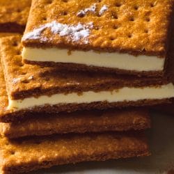 Easy Whole Wheat Graham Crackers 5 Easy Whole Wheat Graham Crackers - Crispy Whole Wheat Graham Crackers midia