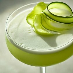 Cool, Crisp & Citrusy: The Ultimate Sake Cocktail 6 Cool, Crisp & Citrusy: The Ultimate Sake Cocktail - Cucumber Sake Sour Cocktail midia