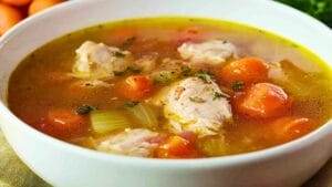 Easy Chicken & Vegetable Soup One-Pot Recipe for Cozy Nights 1 Easy Chicken & Vegetable Soup One-Pot Recipe for Cozy Nights - Easy Chicken and Vegetable Soup midia