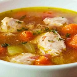 Easy Chicken & Vegetable Soup One-Pot Recipe for Cozy Nights 5 Easy Chicken & Vegetable Soup One-Pot Recipe for Cozy Nights - Easy Chicken and Vegetable Soup midia