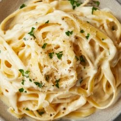 Restaurant-Quality Fettuccine Alfredo Made Easy 5 Restaurant-Quality Fettuccine Alfredo Made Easy - Fettuccine Alfredo midia