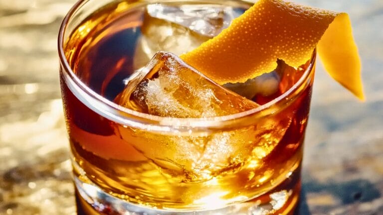 9 Cognac & Brandy Cocktails That Deserve a Comeback (and a Spot in Your Glass) - French Connection Cocktail midia