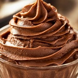 Decadent Fudge Frosting Perfect for Cakes & Cupcakes 6 Decadent Fudge Frosting Perfect for Cakes & Cupcakes - Fudge Frosting midia