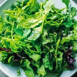Easiest Green Salad Recipe to Pair with Dinner 5 Easiest Green Salad Recipe to Pair with Dinner - Green Salad midia