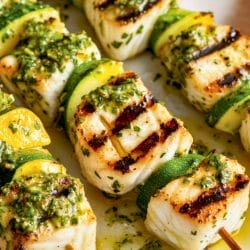 Flavor-Packed Halibut Skewers with Orange Chimichurri 6 Flavor-Packed Halibut Skewers with Orange Chimichurri - Grilled Halibut Skewers with Orange Chimichurri midia