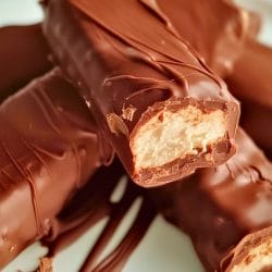 Homemade 3 Musketeers Bars: A Nostalgic Candy Upgrade 4 Homemade 3 Musketeers Bars: A Nostalgic Candy Upgrade - Homemade 3 Musketeers Bars midia