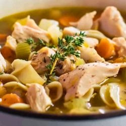 Best Homemade Chicken & Vegetable Soup One-Pot Recipe to Try 5 Best Homemade Chicken & Vegetable Soup One-Pot Recipe to Try - Homemade Chicken and Vegetable Soup midia