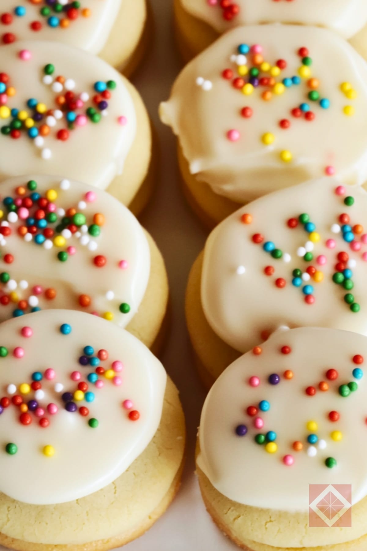 Bakery-Quality Lofthouse-Style Cookies at Home 3 Bakery-Quality Lofthouse-Style Cookies at Home - Homemade Lofthouse Style Cookies pin 1 midia