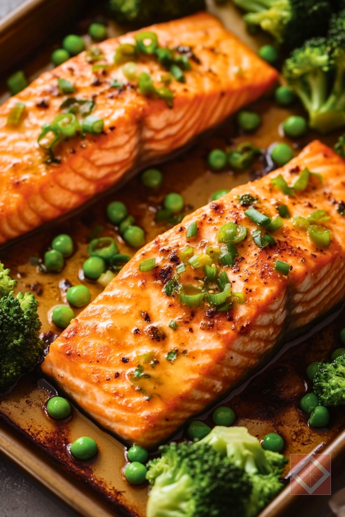 Quick & Healthy Honey-Ginger Sheet Pan Salmon Recipe 4 Quick & Healthy Honey-Ginger Sheet Pan Salmon Recipe - Honey Ginger Sheet Pan Salmon pin 2 midia