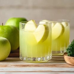 Homemade Honeydew Apple Juicing Recipe to Energize Your Day 5 Homemade Honeydew Apple Juicing Recipe to Energize Your Day - Honeydew Apple Juice midia