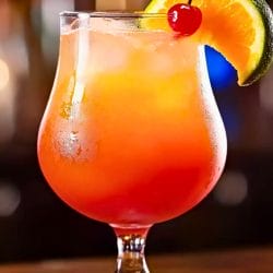 How to Make the Perfect Hurricane Cocktail Recipe 5 How to Make the Perfect Hurricane Cocktail Recipe - Hurricane Cocktail midia