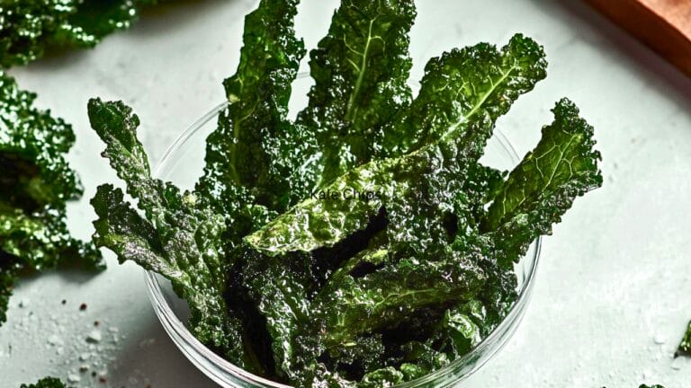 Kale Chips: A Crispy, Anti-Inflammatory Power Snack 2 Kale Chips: A Crispy, Anti-Inflammatory Power Snack - Kale Chips midia