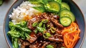 Tender Korean Beef Paired with Irresistible Yum Yum Sauce 1 Tender Korean Beef Paired with Irresistible Yum Yum Sauce - Korean Beef midia